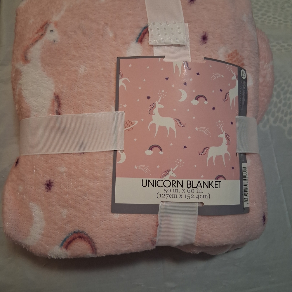 Unicorn Plush Throw Blanket (50 x 60)